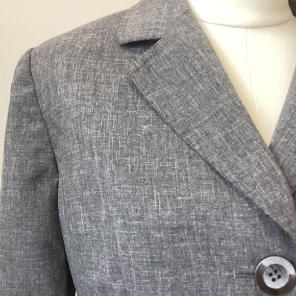 Le Suit Petite Charcoal Grey Skirt Jacket Suit - 12P - Picture 3 of 6